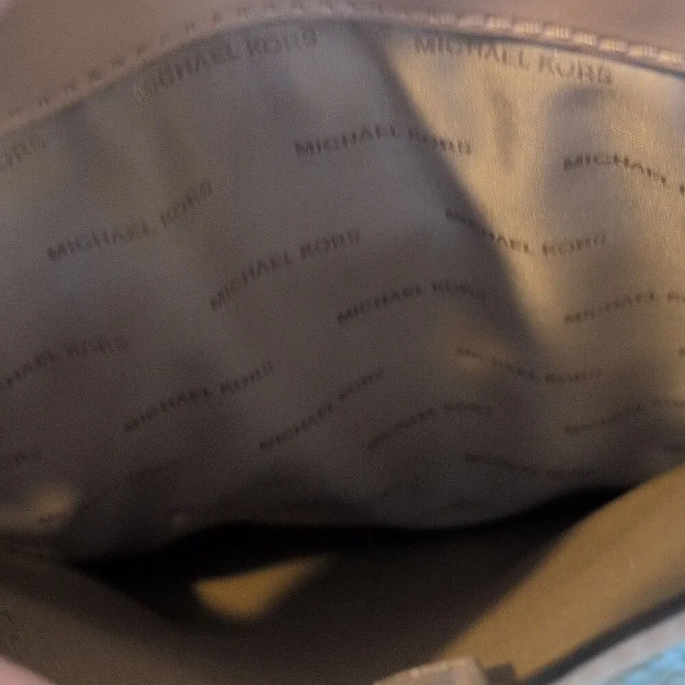 Michael Kors Pink Patent Satchel Top Handle Bag Detachable Chain Strap Zip